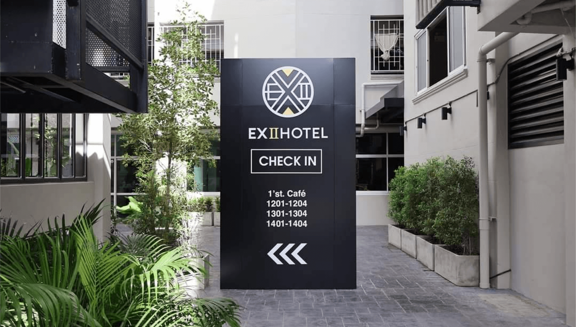 EXII HOTEL Slider 1